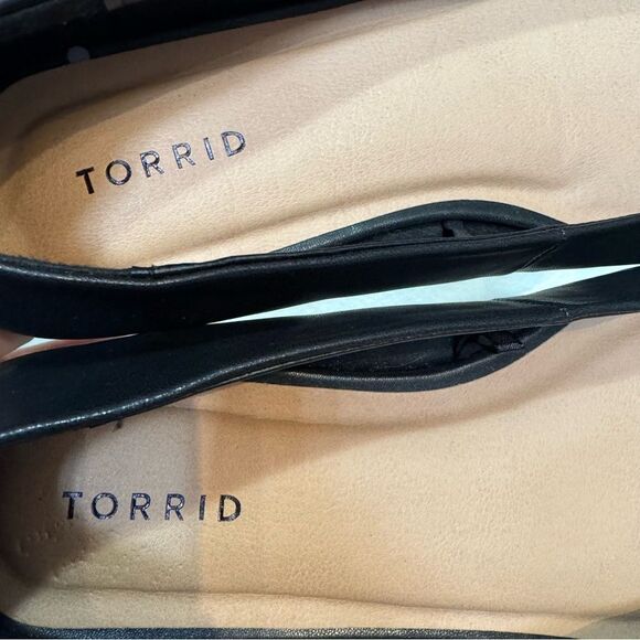 Torrid Womens Studded Pointed Toe Black Faux Leather Casual Embellished Flats - Picture 9 of 12